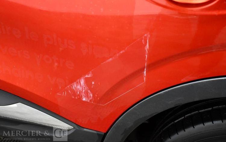 RENAULT KADJAR ROUGE ER-867-KG