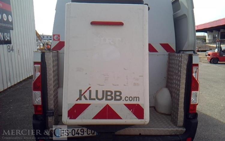 RENAULT MASTER NACELLE SUR VL 12M 1783H BLANC ES-049-CQ