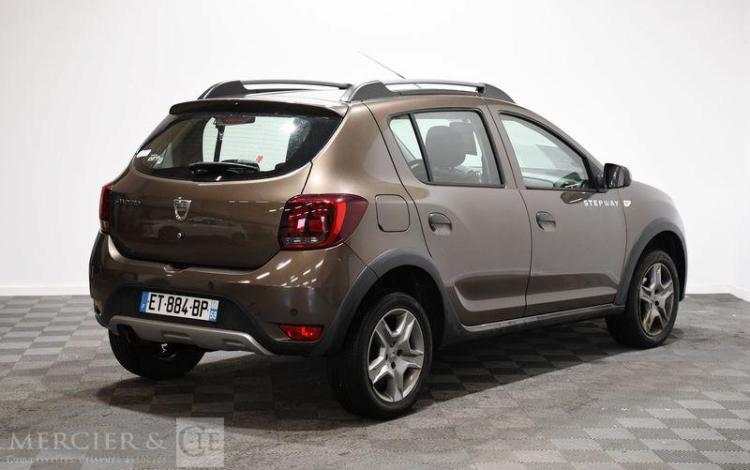 DACIA SANDERO STEPWAY 0,9TCE GPL MARRON ET-884-BP