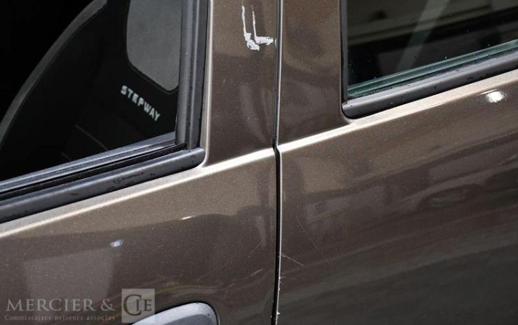 DACIA SANDERO STEPWAY 0,9TCE GPL MARRON ET-884-BP