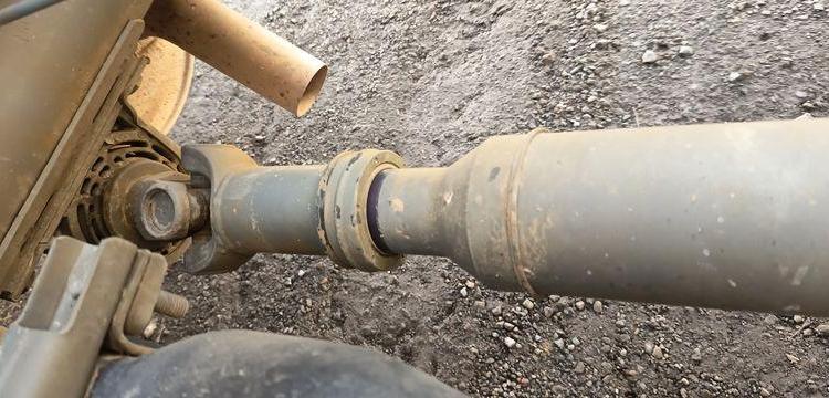 IVECO DAILY 35C12  BENNE AVEC COFFRE ACIER DIESEL – 141445 KMS – ANNEE 2018 ROUGE ET-909-FA