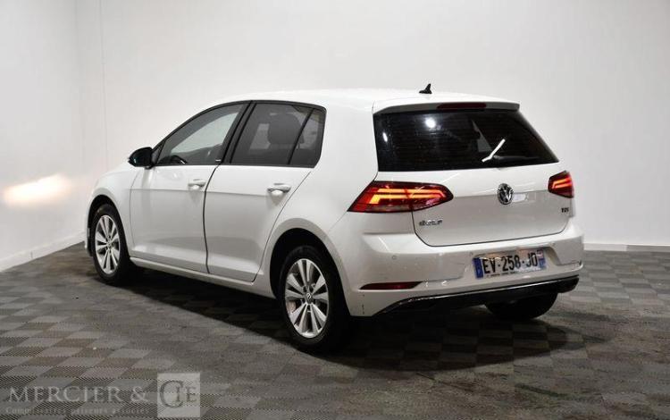 VOLKSWAGEN GOLF 1,6 TDI 115 BLANC EV-258-JD