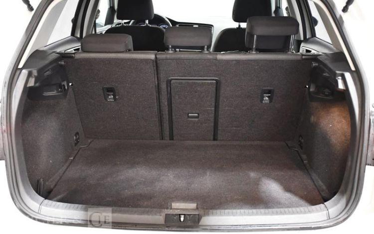 VOLKSWAGEN GOLF 1,6 TDI 115 BLANC EV-258-JD
