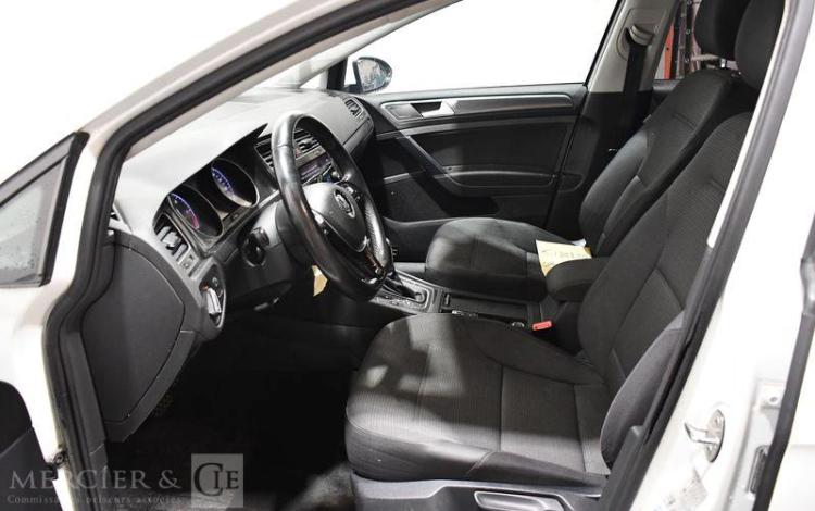 VOLKSWAGEN GOLF 1,6 TDI 115 BLANC EV-258-JD