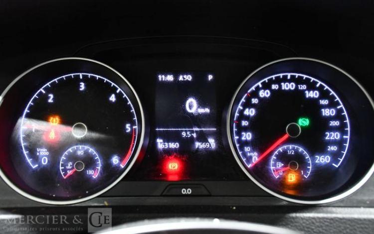 VOLKSWAGEN GOLF 1,6 TDI 115 BLANC EV-258-JD