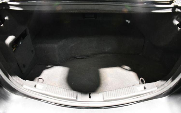 FORD MONDEO HYBRID VIGNALE NOIR EV-398-TA