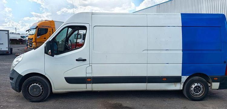 RENAULT MASTER F3500 L3H2 2.3 DCI 16V 130 CV – DIESEL BLANC EV-680-KX
