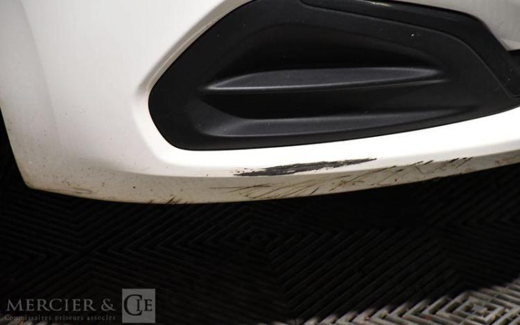 PEUGEOT 208 SOCIETE 1.6 BLUEHDI 75 PREMIUM BLANC EX-222-AS