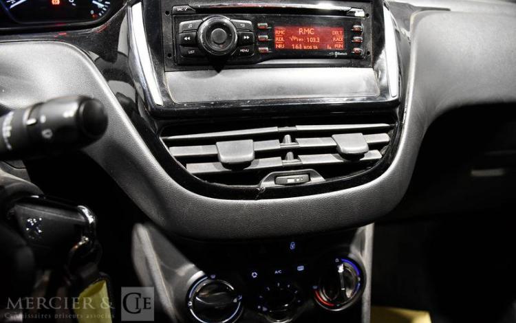 PEUGEOT 208 SOCIETE 1.6 BLUEHDI 75 PREMIUM BLANC EX-222-AS