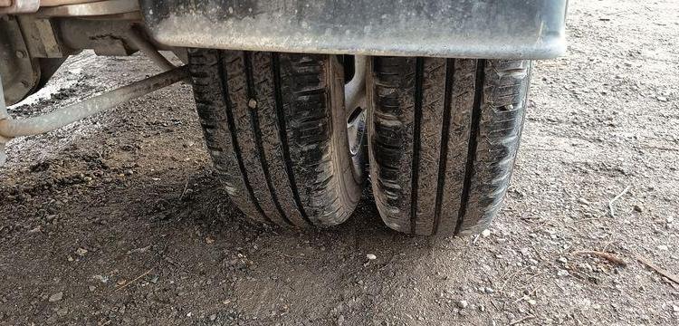 IVECO CAMION BENNE SIMPLE – CABINE COFFRE  EX-296-QD