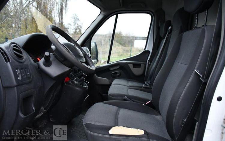 RENAULT MASTER GCF TRAC F3500 L2H2 DCI 130 BLANC EX-952-TB