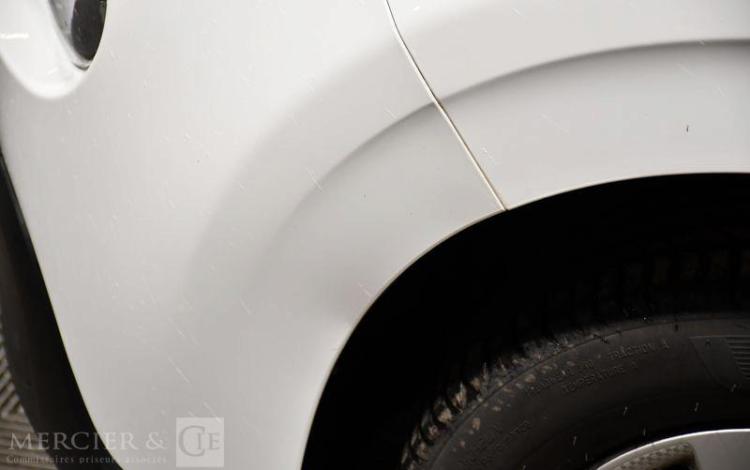 CITROEN C3 1.2 PURETECH 80 LIVE BLANC EY-528-GQ