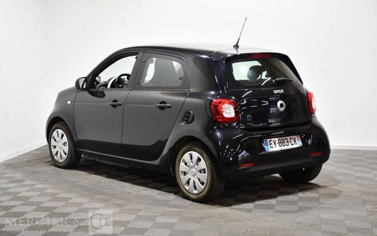 SMART EQ FORFOUR 80 1,6KWH PURE BVA NOIR EY-883-CX
