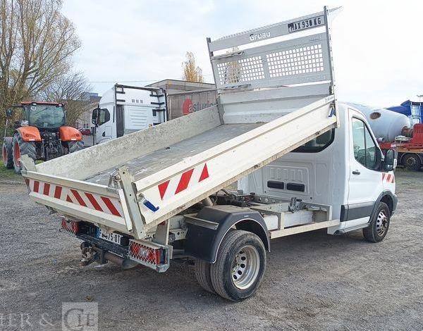 FORD TRANSIT BENNE  FA-675-QT