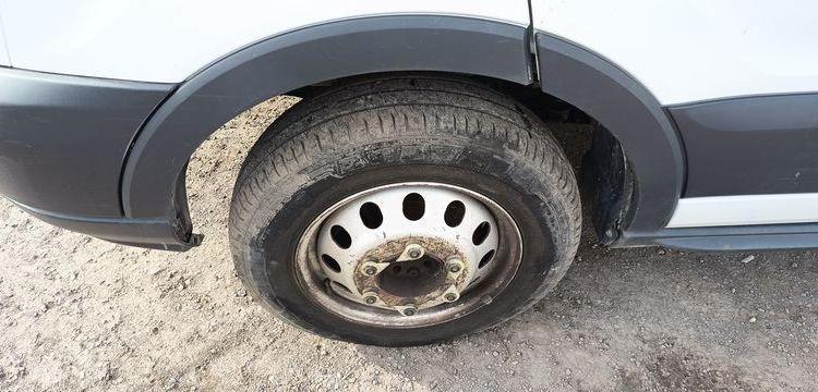 FORD TRANSIT BENNE  FA-675-QT