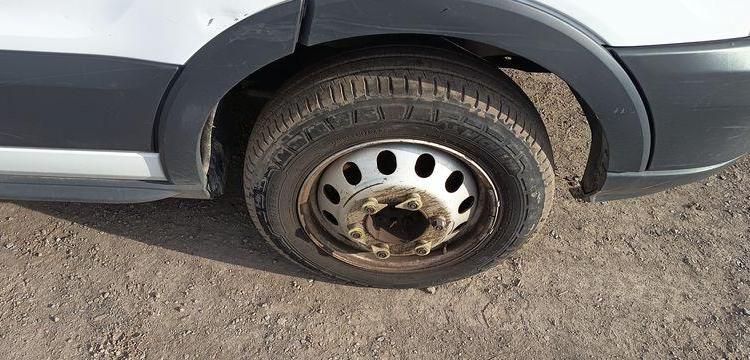 FORD TRANSIT BENNE  FA-675-QT