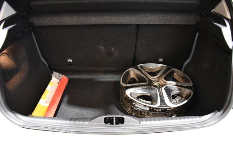 CITROEN C3 BLANC FB-096-KK