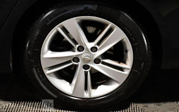 OPEL INSIGNIA GRANDSPORT 1,5 T 165 INNOVATION VIOLET FB-179-MB