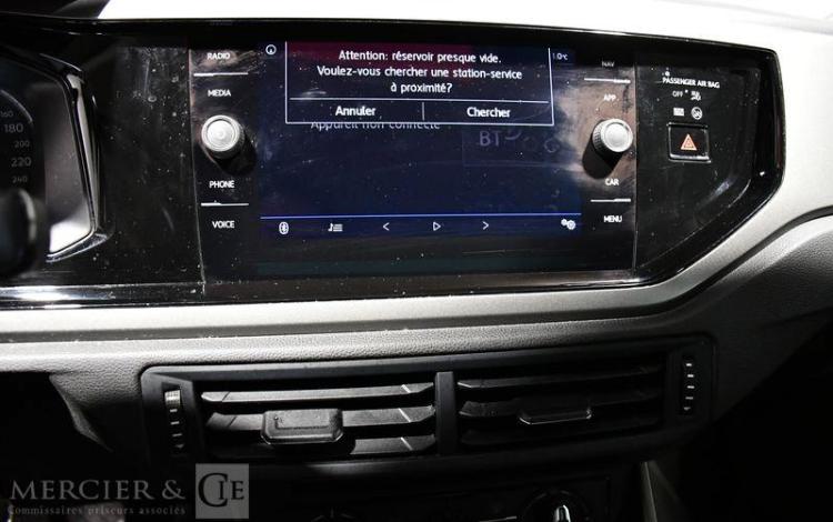 VOLKSWAGEN POLO 1.0 TSI 95 CONFORT LINE DSG GRIS FB-212-TM
