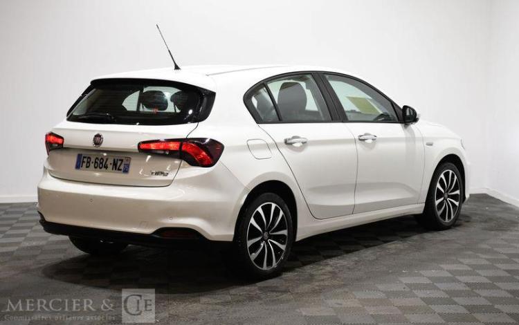 FIAT TIPO 1.4 95CH LOUNGE BLANC FB-684-NZ