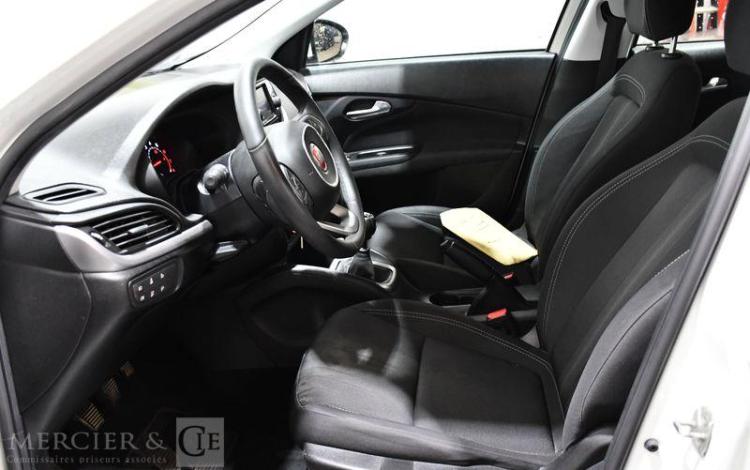 FIAT TIPO 1.4 95CH LOUNGE BLANC FB-684-NZ
