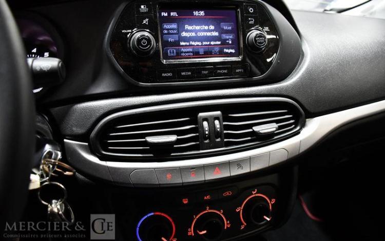 FIAT TIPO 1.4 95CH LOUNGE BLANC FB-684-NZ