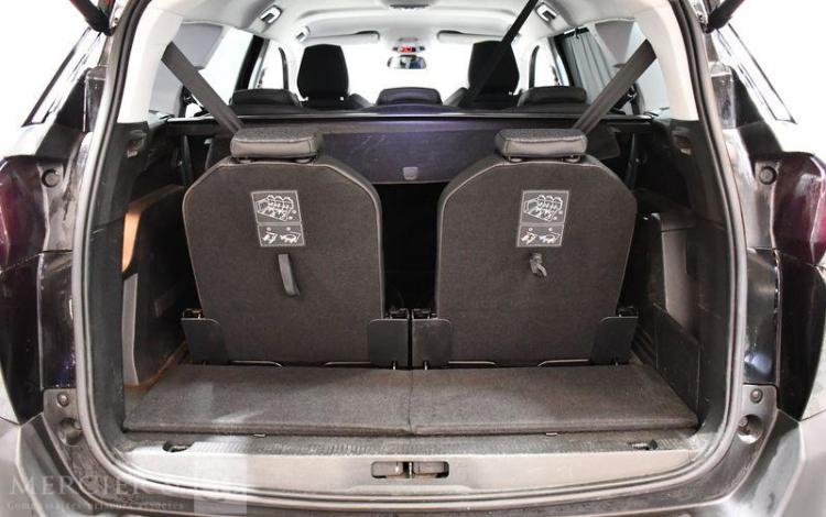 PEUGEOT 5008 1.2 PURETECH 130 ALLURE BUSINESS EAT NOIR FC-197-YM