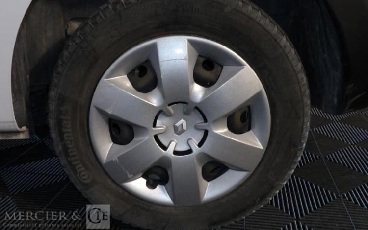 RENAULT KANGOO 1.5 DCI 75 GRAND-CONFORT BLANC FC-461-EE