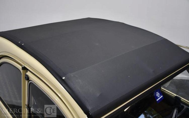 CITROEN 2CV 6 BERLINE SABLE FD-560-HX