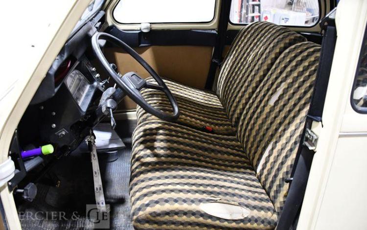 CITROEN 2CV 6 BERLINE SABLE FD-560-HX