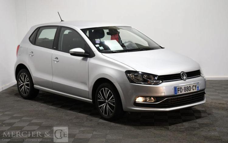 VOLKSWAGEN POLO 1,0 75 MATCH 5 PTS GRIS FD-880-CY