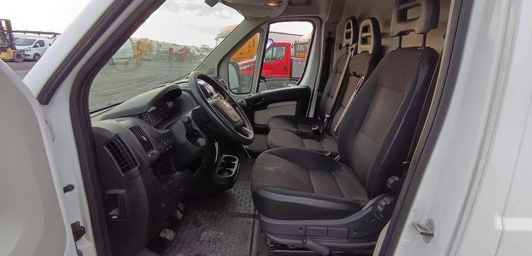 PEUGEOT BOXER III PHASE 3 FOURGON 333 L2H2 2.0 BLUEHDi 16V 130 CV -105716 KMS – AN 2019 BLANC FE-043-TJ