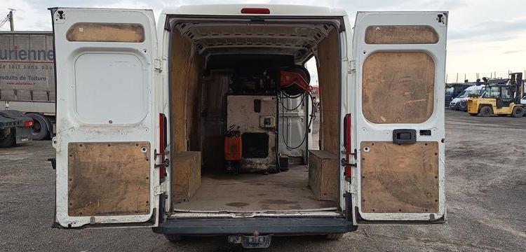 PEUGEOT BOXER III PHASE 3 FOURGON 333 L2H2 2.0 BLUEHDi 16V 130 CV -105716 KMS – AN 2019 BLANC FE-043-TJ