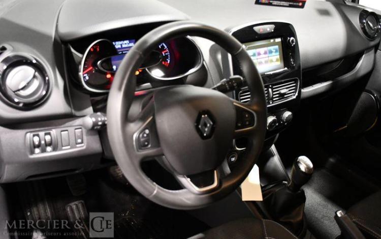 RENAULT CLIO SOCIETE 0.9 TCE 90 ENERGY BUSINESS REVERSIBLE BLANC FE-830-VG