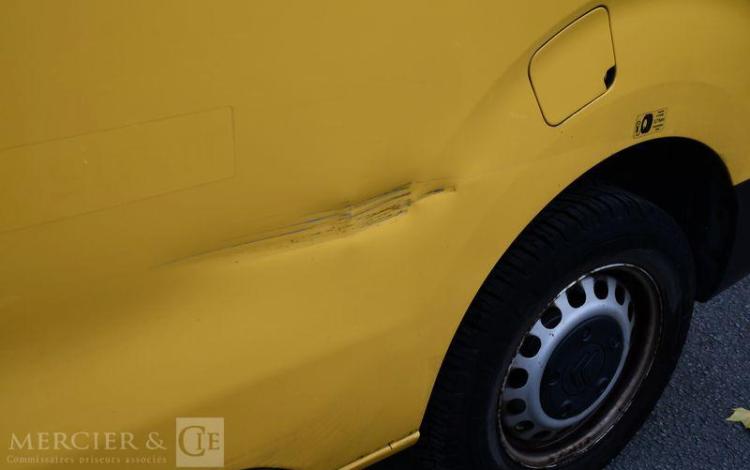 CITROEN JUMPY 1.6 BLUEHDI 95 M L2 CONFORT JAUNE FE-864-FL