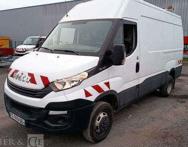 IVECO DAILY VI FOURGON 35C14 2.3 D 16V 136CV DIESEL – 62165 KMS – ANNEE 2019 BLANC FE-910-QG
