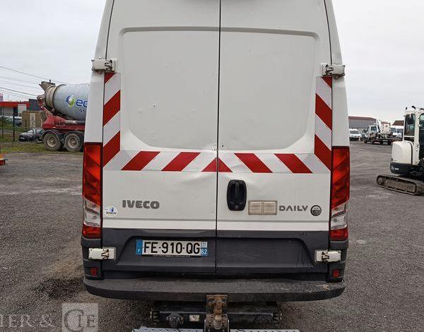 IVECO DAILY VI FOURGON 35C14 2.3 D 16V 136CV DIESEL – 62165 KMS – ANNEE 2019 BLANC FE-910-QG