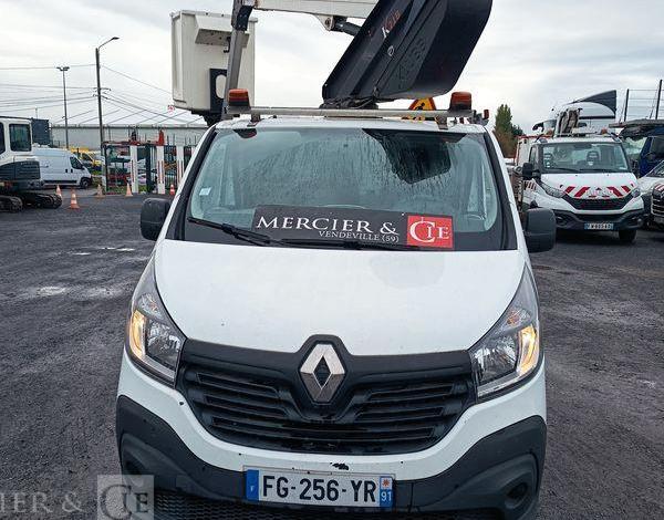 RENAULT TRAFIC III 1,6 DCI 16V ENERGY DIESEL AVEC NACELLE KLUBB K21 – 9 M – 1201 HEURES BLANC FG-256-YR