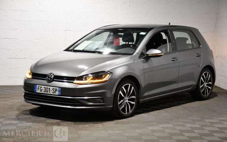 VOLKSWAGEN GOLF 1.5 TSI 150 EVO CARAT DSG GRIS FG-301-SP