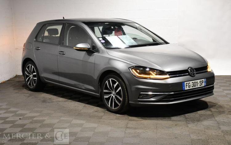 VOLKSWAGEN GOLF 1.5 TSI 150 EVO CARAT DSG GRIS FG-301-SP