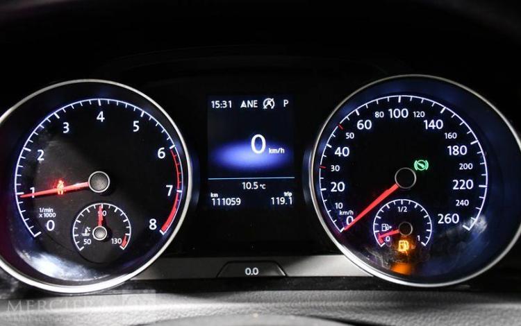 VOLKSWAGEN GOLF 1.5 TSI 150 EVO CARAT DSG GRIS FG-301-SP