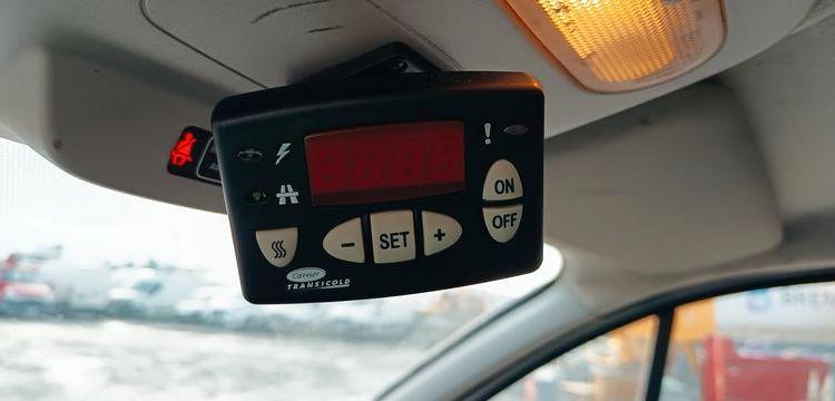 RENAULT TRAFIC FRIGO 1,6 DCI 16V ENERGY – DIESEL – 88268 KMS – ANNEE 2019 BLANC FG-595-PX