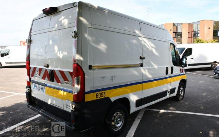 PEUGEOT BOXER 335 2.0 BLUEHDI 130 L2H2 PREMIUM PACK BLANC FH-200-WM