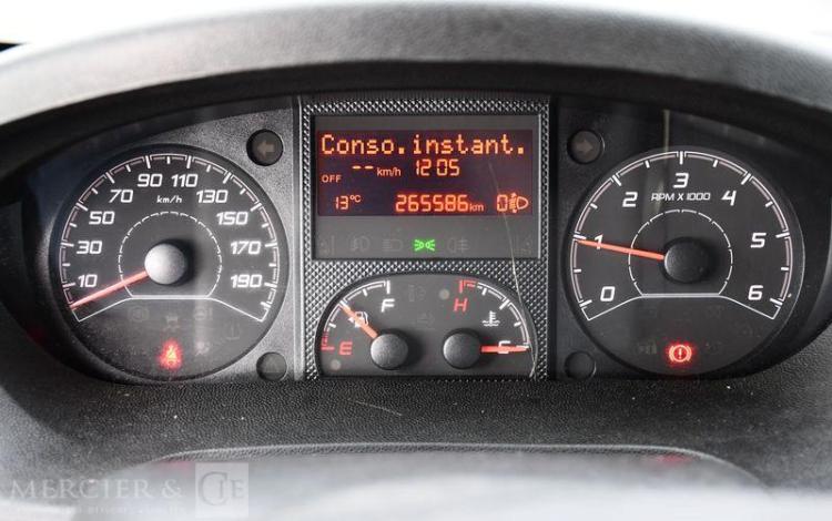 PEUGEOT BOXER 335 2.0 BLUEHDI 130 L2H2 PREMIUM PACK BLANC FH-724-JP