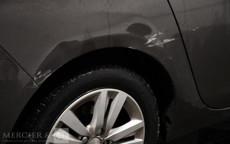 PEUGEOT 308 GENERATION-II SW 1.6 BLUEHDI 120CH BUSINESS S&S GRIS FK-593-VZ