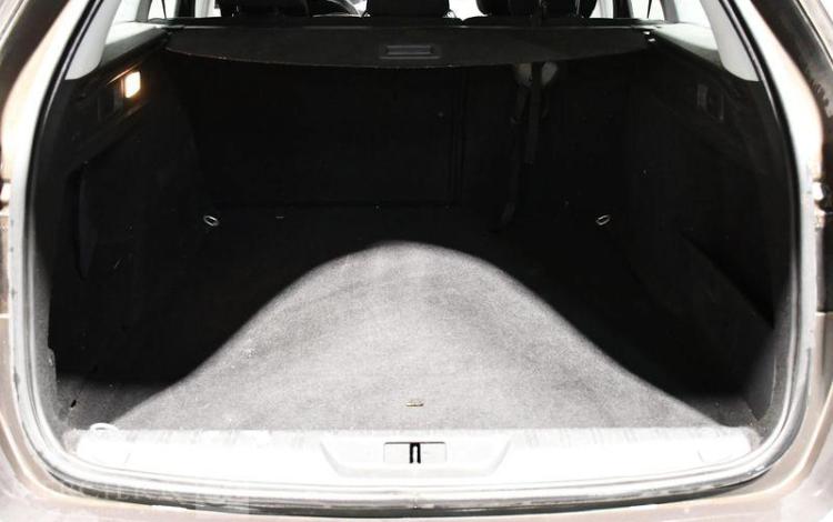 PEUGEOT 308 GENERATION-II SW 1.6 BLUEHDI 120CH BUSINESS S&S GRIS FK-593-VZ