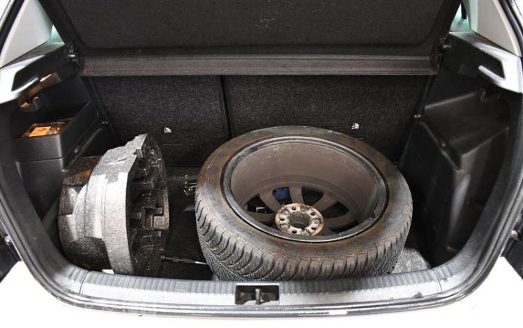 SKODA FABIA AMBITION 1,0 TSI 95CH BVM5 BLANC FK-743-DR