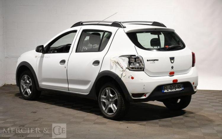 DACIA SANDERO URBAN STEPWAY SCE 75 BLANC FL-075-RK