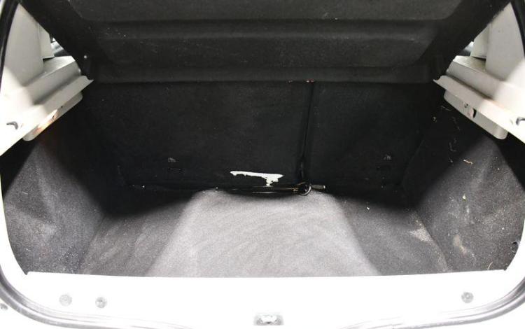 DACIA SANDERO URBAN STEPWAY SCE 75 BLANC FL-075-RK