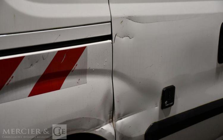 FIAT DOBLO BLANC FL-390-AZ